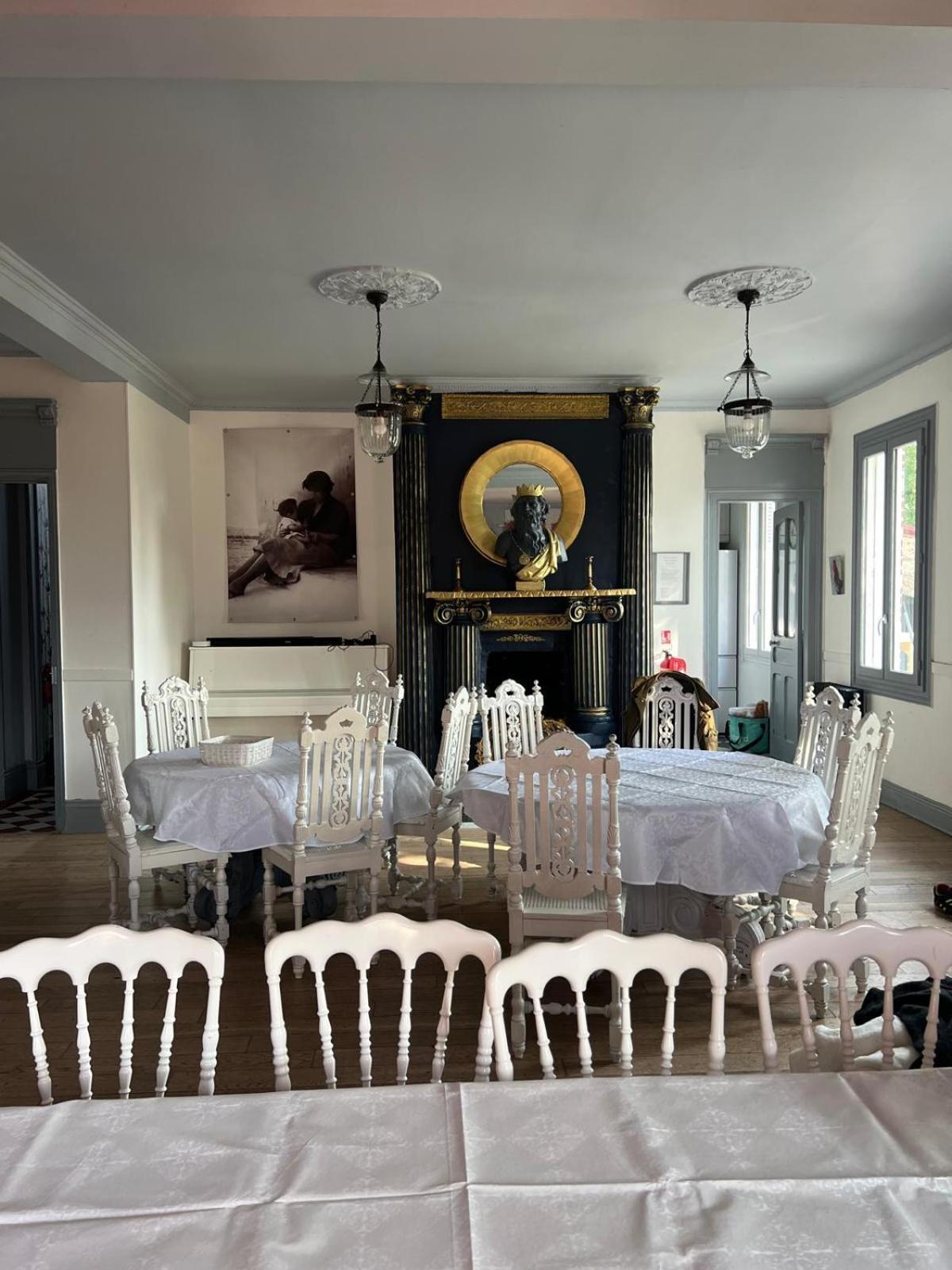 Villa Le Manoir De La Baronnie Norrey-en-Auge Esterno foto