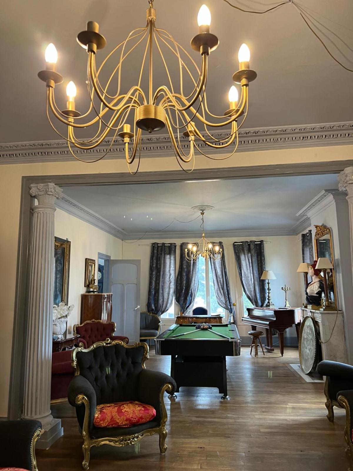 Villa Le Manoir De La Baronnie Norrey-en-Auge Esterno foto