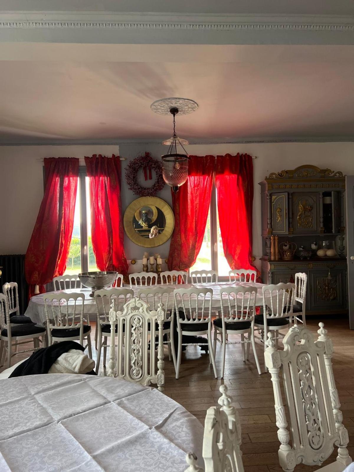 Villa Le Manoir De La Baronnie Norrey-en-Auge Esterno foto