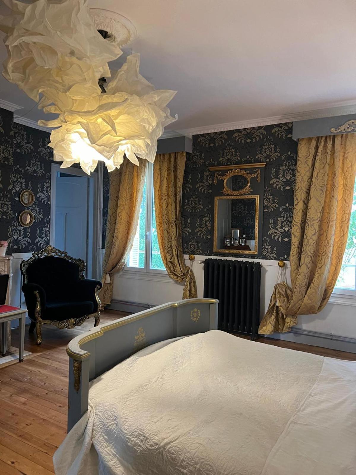 Villa Le Manoir De La Baronnie Norrey-en-Auge Esterno foto