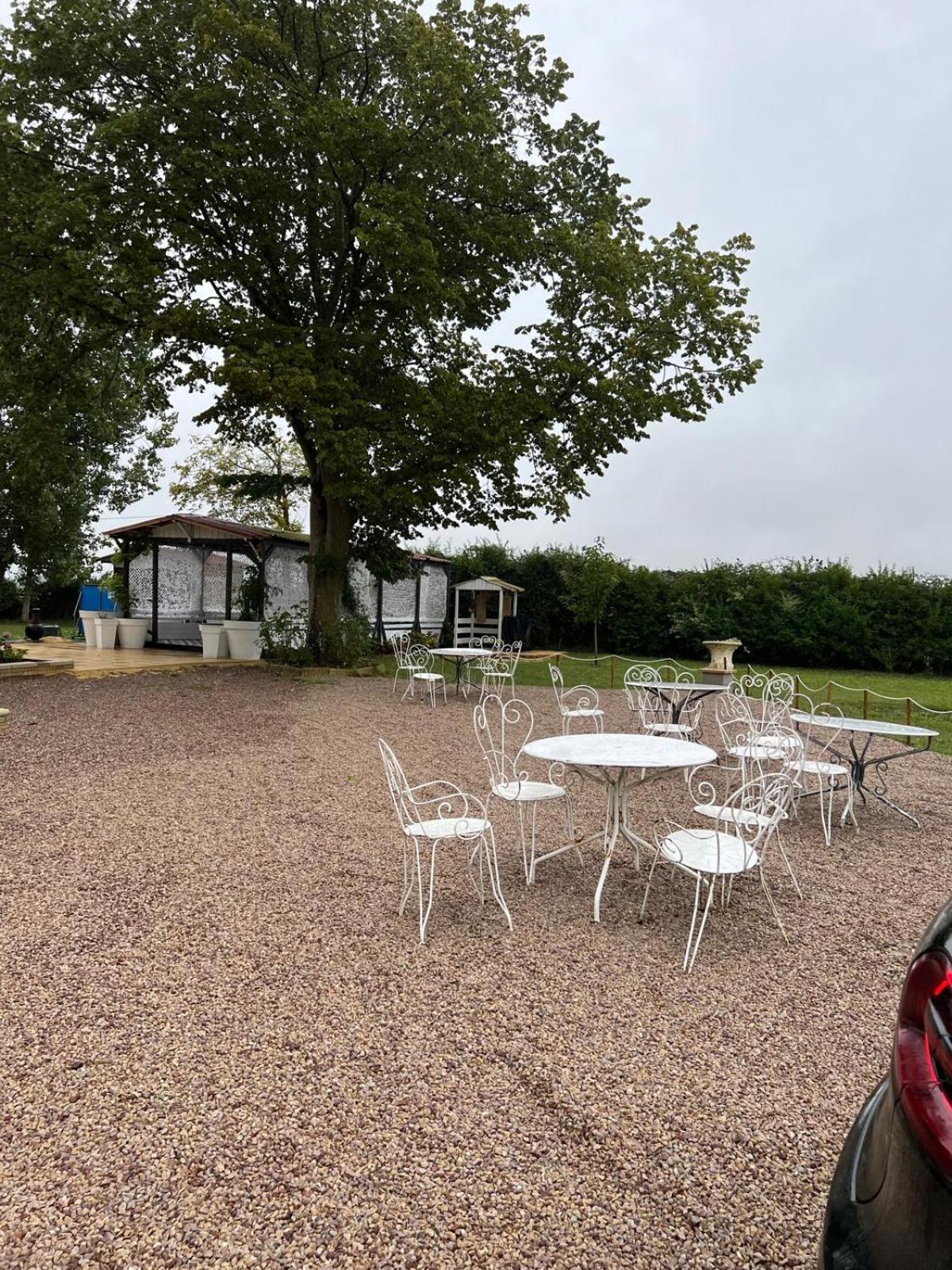 Villa Le Manoir De La Baronnie Norrey-en-Auge Esterno foto